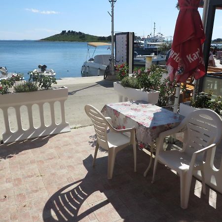 Sweet Sea Apartments Pakoštane 外观 照片