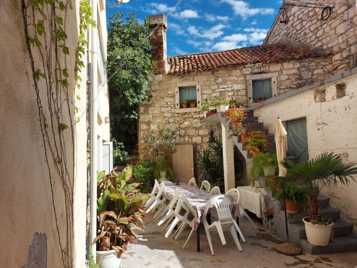 Sweet Sea Apartments Pakoštane 外观 照片