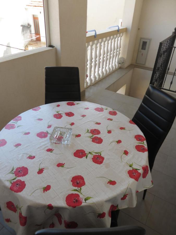 Sweet Sea Apartments Pakoštane 外观 照片
