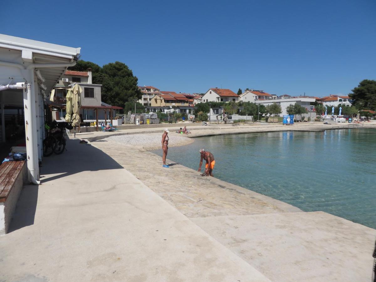 Sweet Sea Apartments Pakoštane 外观 照片